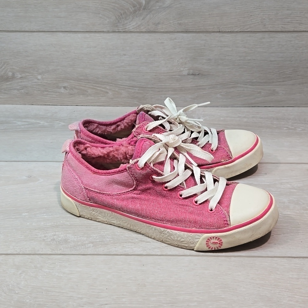 Ugg Australia Women Sneakers Fuzzy Pinkish Keds shoes sz 7
